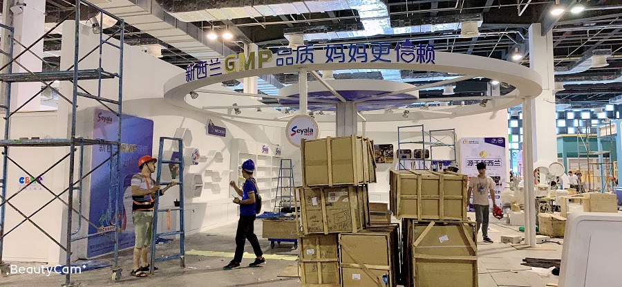 在上海怎么能找到可以長期合作的展覽工廠呢？